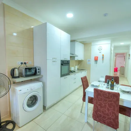 Lägenhet 54, Emerald