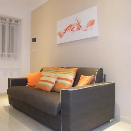54, Emerald Apartment *
