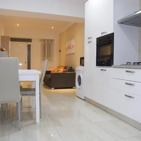 Apartment 54, Emerald *