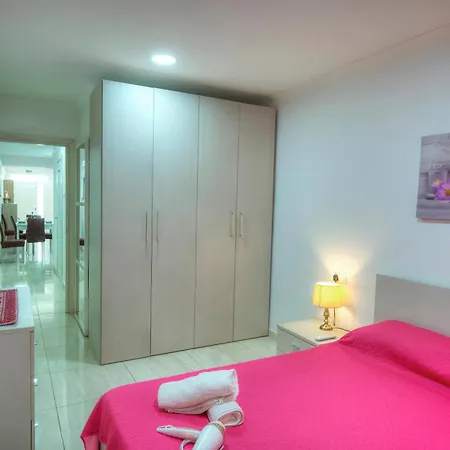 54, Emerald Appartement