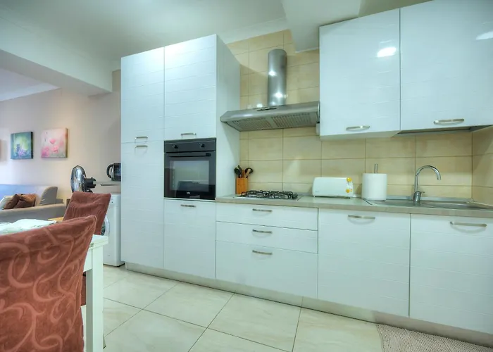 Apartamento 54, Emerald