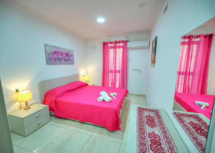 54, Emerald Apartamento *